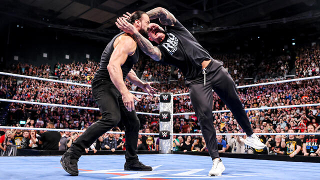 WWE फोटो