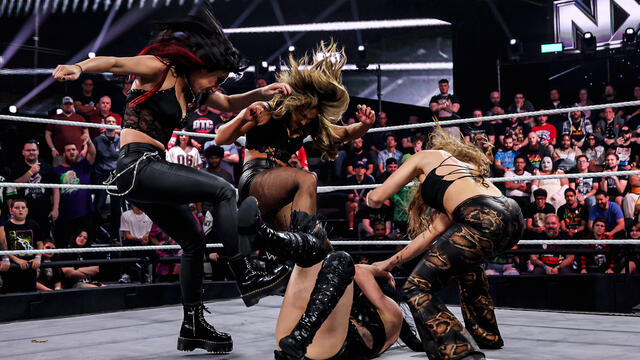 टाइटल मैच के दौरान घातक प्रभाव ने टैटम पैक्सली और लोला वाइस को नष्ट कर दिया: NXT हाइलाइट्स, 28 अक्टूबर, 2025 डब्ल्यूडब्ल्यूई फोटो