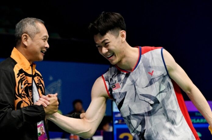 वोंग टैट मेंग का कहना है कि ली ज़ी जिया को एलए 2028 ओलंपिक के लिए शीर्ष फॉर्म हासिल करना होगा। (फोटो: एएफपी)