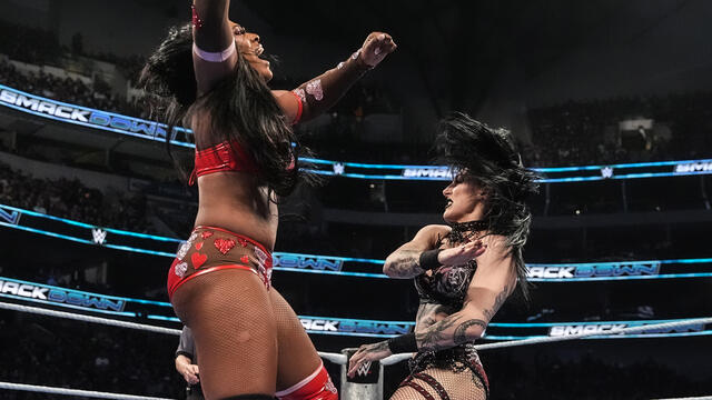 RHIYO बनाम इरेज़िस्टेबल फ़ोर्सेज़ का अंत पूर्ण अराजकता में होता है: स्मैकडाउन हाइलाइट्स, 13 फरवरी, 2026 डब्ल्यूडब्ल्यूई फोटो