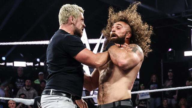 डब्ल्यूडब्ल्यूई फोटो