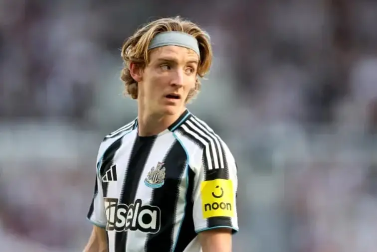 ईपीएल स्थानांतरण समाचार: एंथोनी गॉर्डन नवीनतम, हजुलमंड टू मैन यूनाइटेड और अधिक